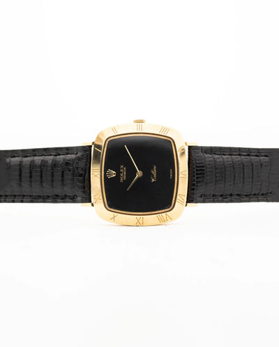 vintage Royal Unique 18k 1970S